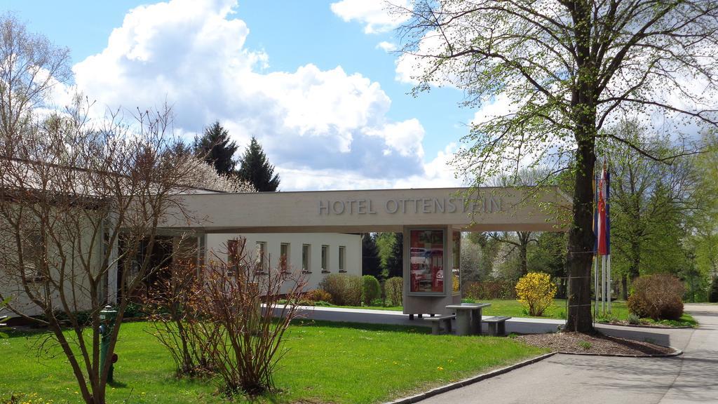 Hotel Ottenstein - Das Wohlfühlhotel Rastenfeld Exterior foto